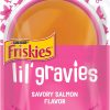 Purina Friskies Lil' Gravies Savory Salmon Flavor Cat Food Complement - (16) 1.55 oz. Pouches