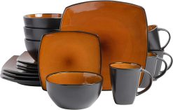 Gibson Soho Lounge Square 16-Piece Dinnerware Set - Amber