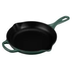 Le Creuset LS2024-23795 Signature Cast Iron Signature Iron Handle Skillet, 9" (1-3/8 qt.), Artichaut