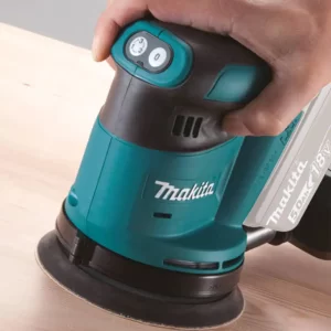 Makita XOB01Z 18V LXT Lithium-Ion Cordless 5 in. Random Orbit Sander (Tool-Only)